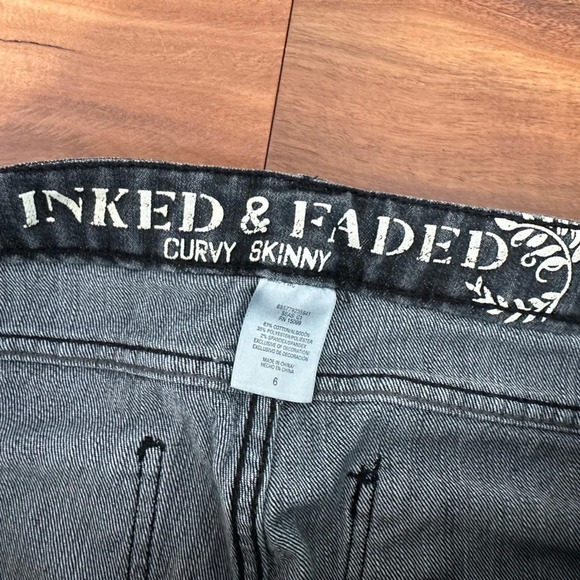 Inked & Faded Curvy Skinny Black Denim Jeans size 6 - Picture 4 of 4